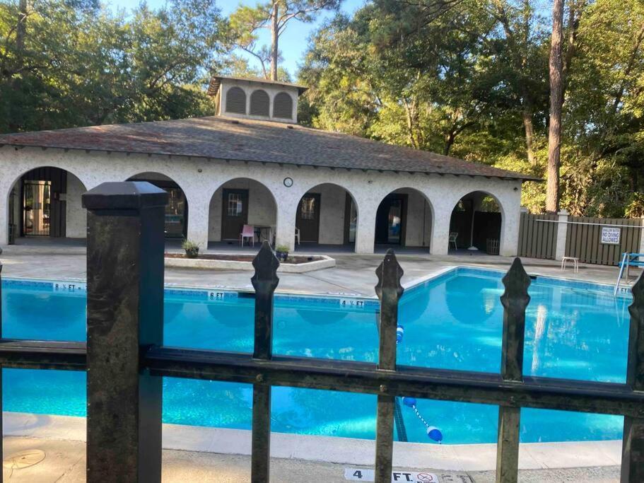 Elegant 2-Bedroom Pet-Friendly Villa W 2 Parking Spaces Hilton Head Island Exteriér fotografie